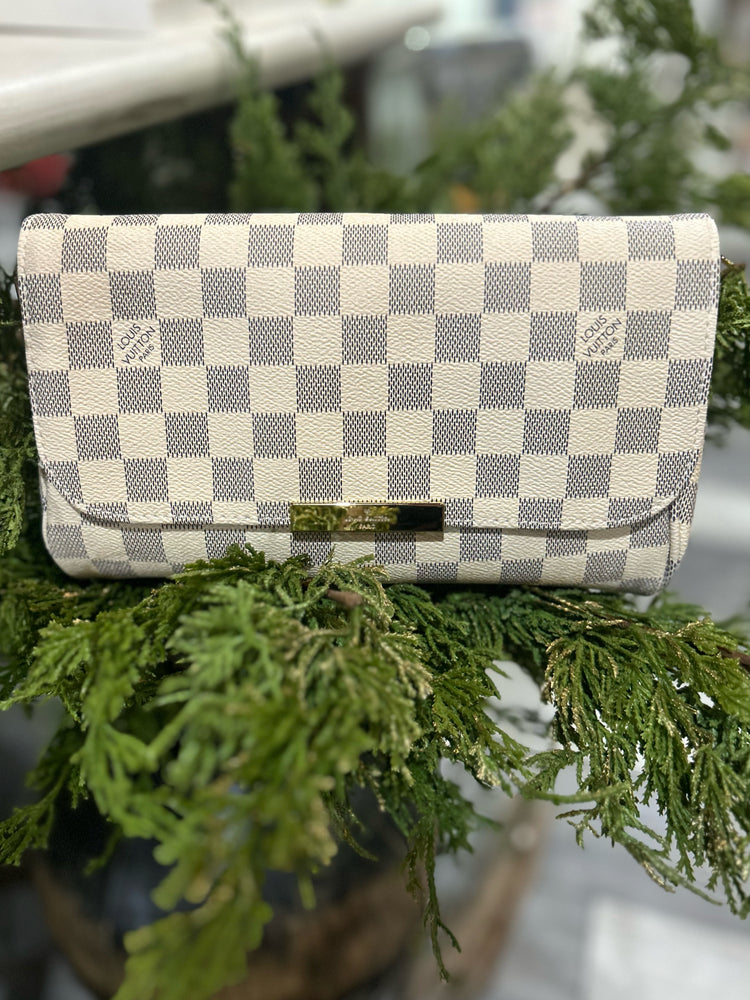 Gray & Cream Checkered Louis Vuitton Purse