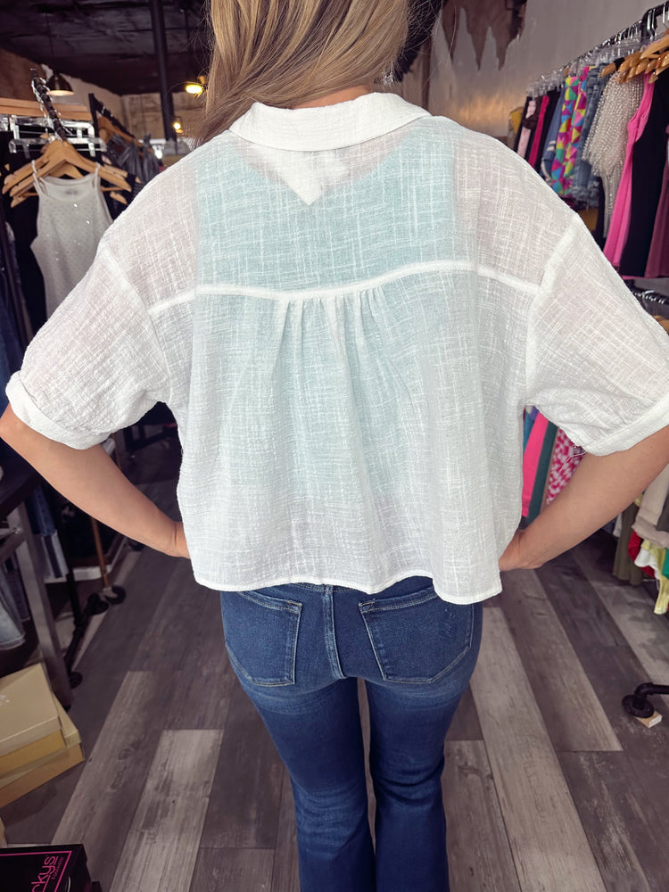 Short Sleeve Cropped Button Up in Off White