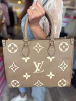 Louis Vuitton Beige And White Purse