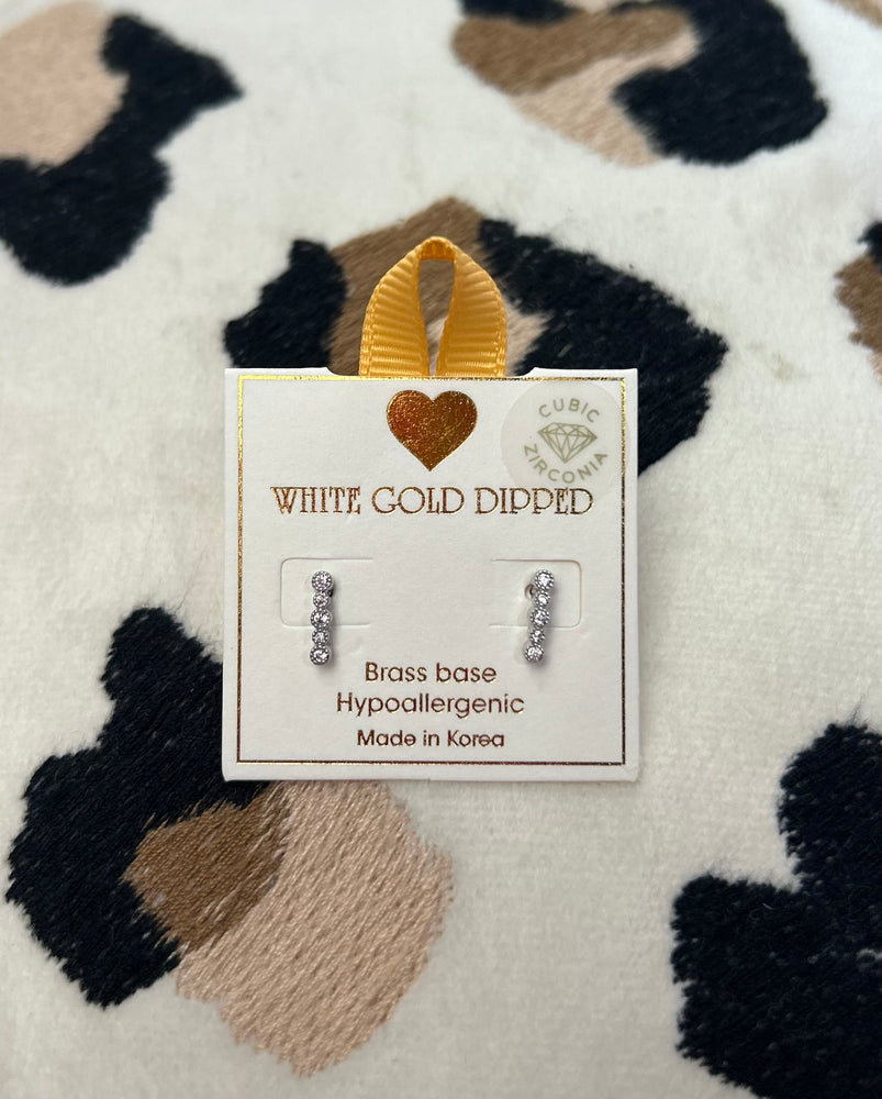 White Gold Dimond Bar Studs