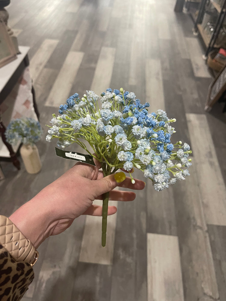 9” Blue Baby’s Breath Bundle