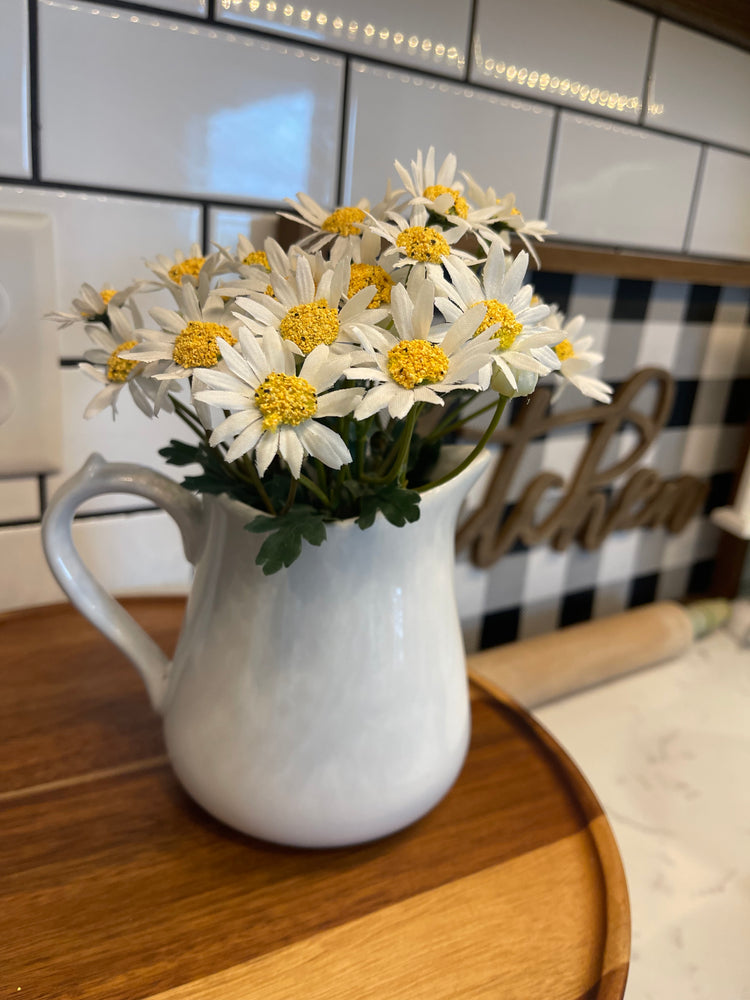 Miniature Daisy Spray