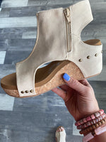 Cream Rancher Fringe Wedge by VeryG