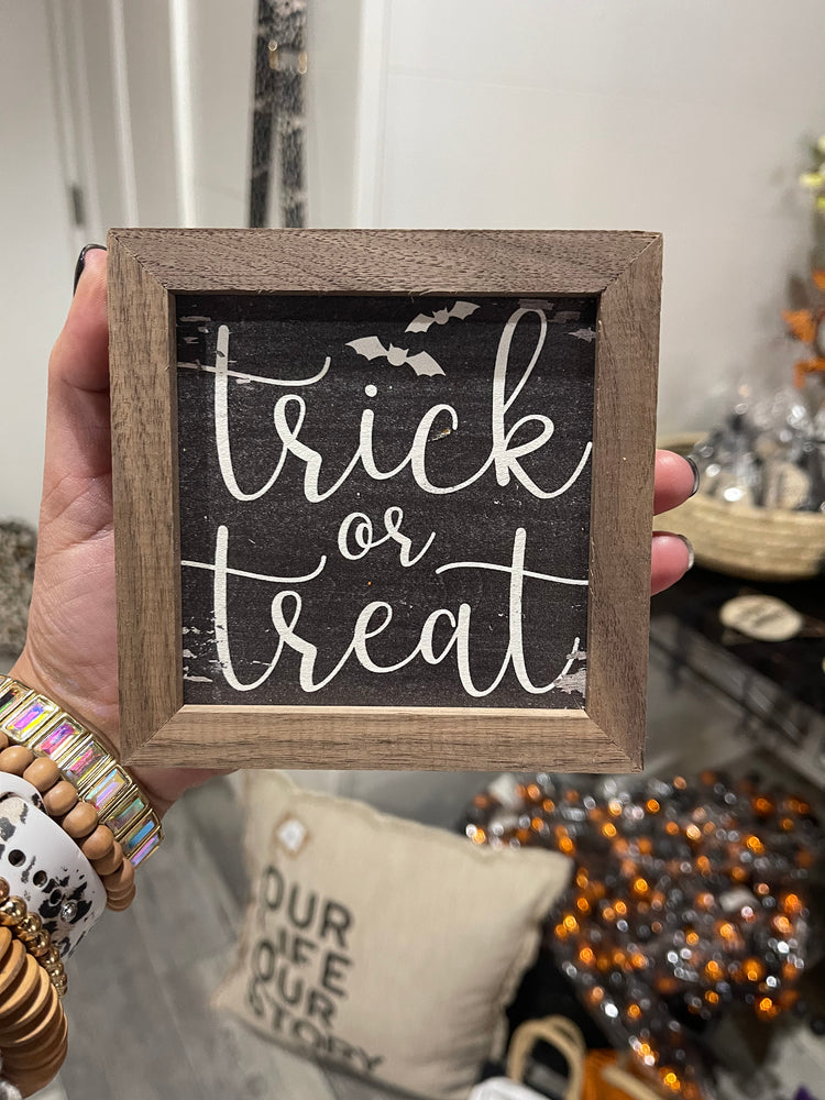 Trick or Treat Black Bats Block Sing