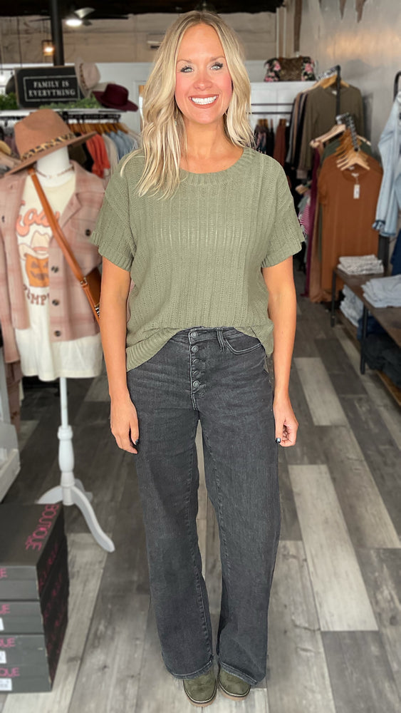 Short Sleeve Sweater Top