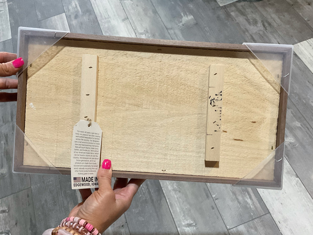 17”x9” American Flag Whitewash Sign