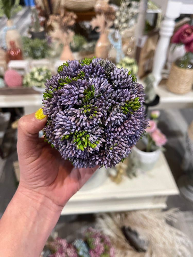 4” Lavender Sedum Ball